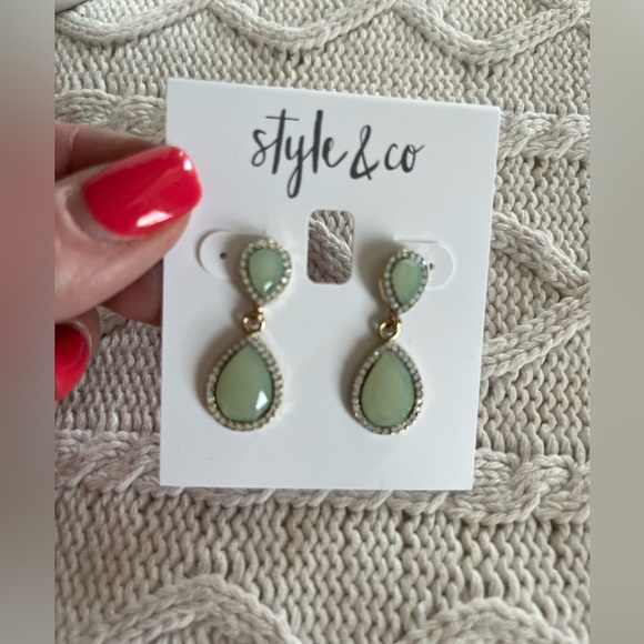 Style & Co Light Green Pierced Dangle Drop Earrings - Picture 6 of 8